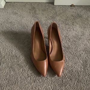 CALVIN KLEIN  “GAYLE” HEELS
